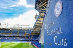 孙兴慜破门超越希勒，热刺1-0小胜布伦特福德登顶积分榜。